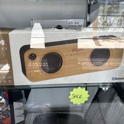 GET TOGETHER Bluetooth Speaker