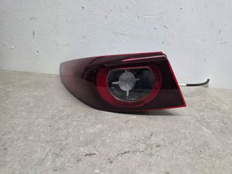 Left tail light mazda 3 2019 2020 2021 2022