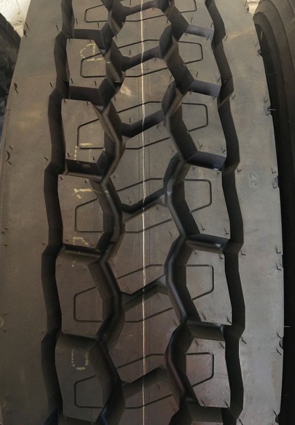 Semi truck tires bridgestone m710 295 75r22 5 16ply for sale in