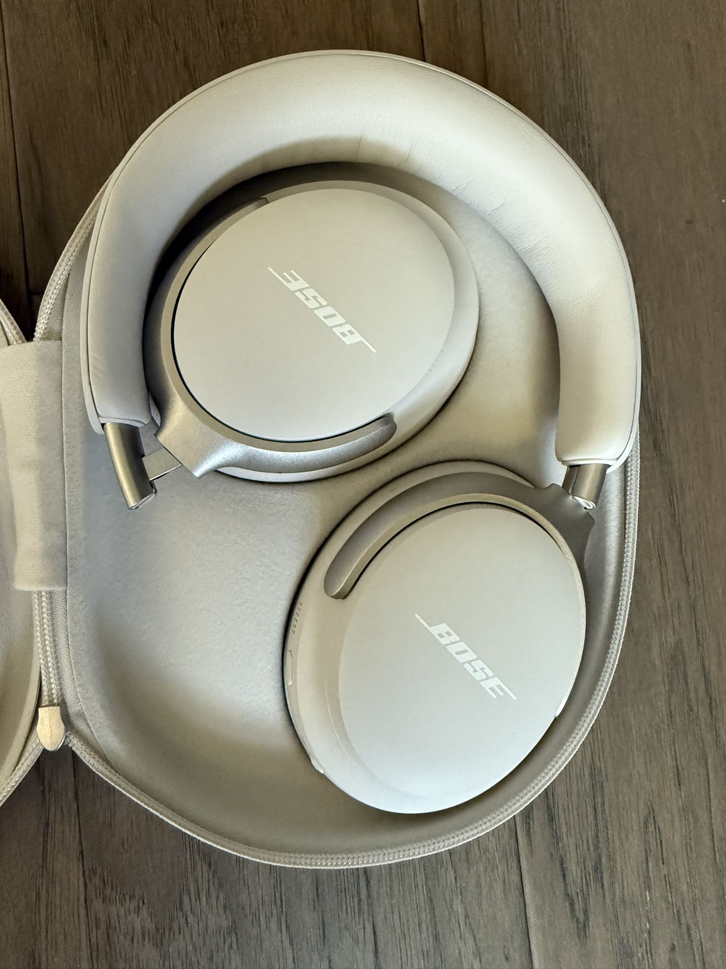 New Without Box Bose - QuietComfort Ultra Wireless Noise Cancelling Over-the-Ear Headphones - White Smoke