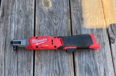 Milwaukee M12 Ratchet 3/8