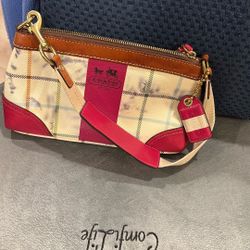 Authentic 100% Coach Small Shoulder Bag