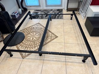 Queen Size Metal Bed Frame