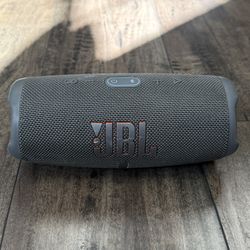 JBL Charge 5 Portable Bluetooth Speaker 