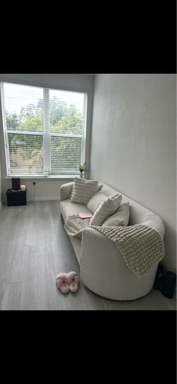 Cream Dream Couch