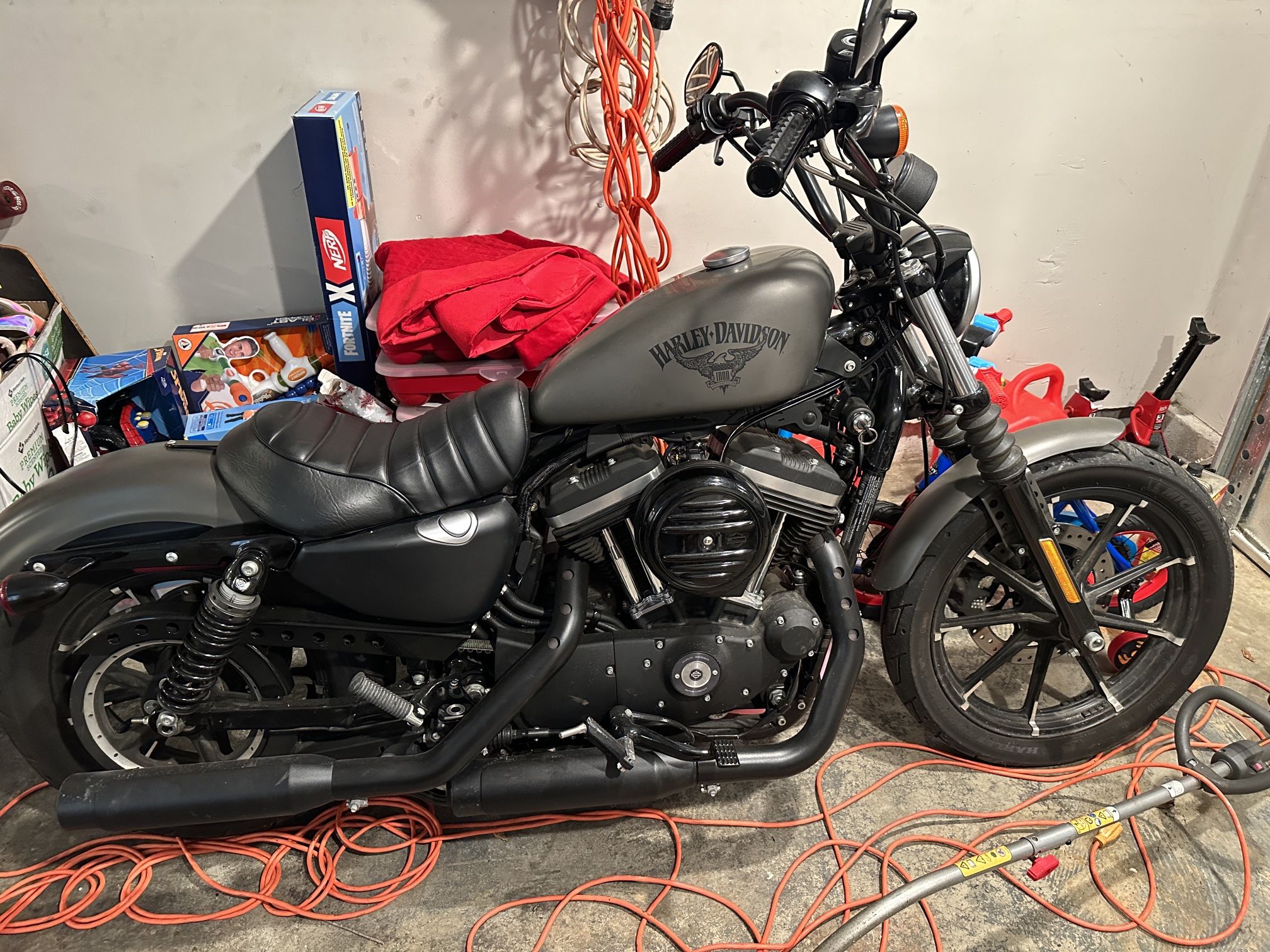 2018 Harley davidson Iron rod 883