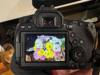 Canon 6D Mark II (Body Only)