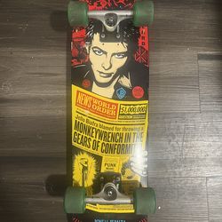 Skateboard Powell Peralta Limited Edition Jello Biafra  With trucks