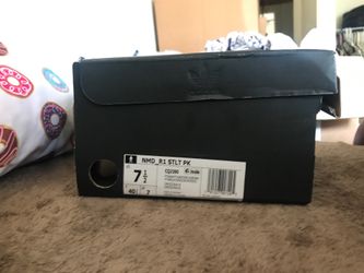 White Nmd r1 STLT PK