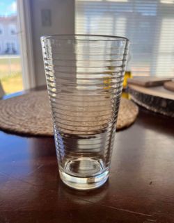 Set of Clear Ribbed Drinking Glasses / Cups