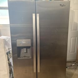 Whirlpool Refrigerator 