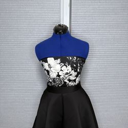 Monochrome black and white floral zipper corset- WHITE BLACK HOUSE MARKET