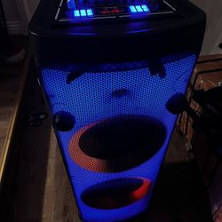 Large Bluetooth Speaker!!