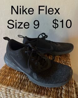 Nike Flex size 9