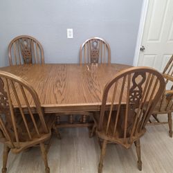 Comedor/ Dinning Table 