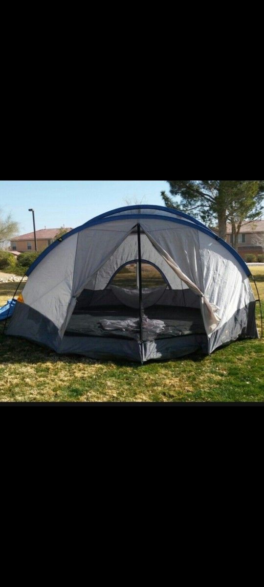Swiss Gear Elite - 8 Person Family Camping Tent