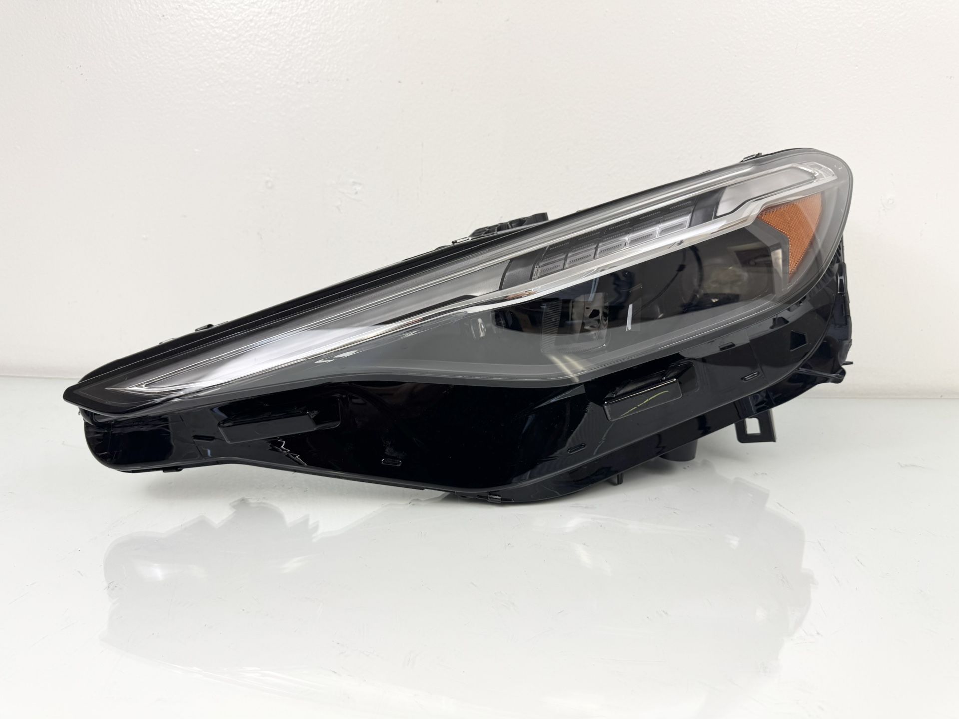 2025-2026 AUDI Q5-SQ5 LEFT DRIVER SIDE FULL LED HEADLIGHT OEM 
