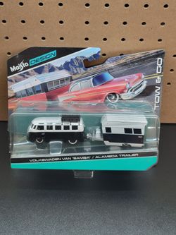 Maisto Tow & Go Volkswagen Van "Samba"/Alameda Trailer