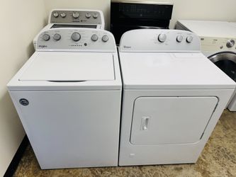 Whirlpool super capapcity washer and gas dryer set