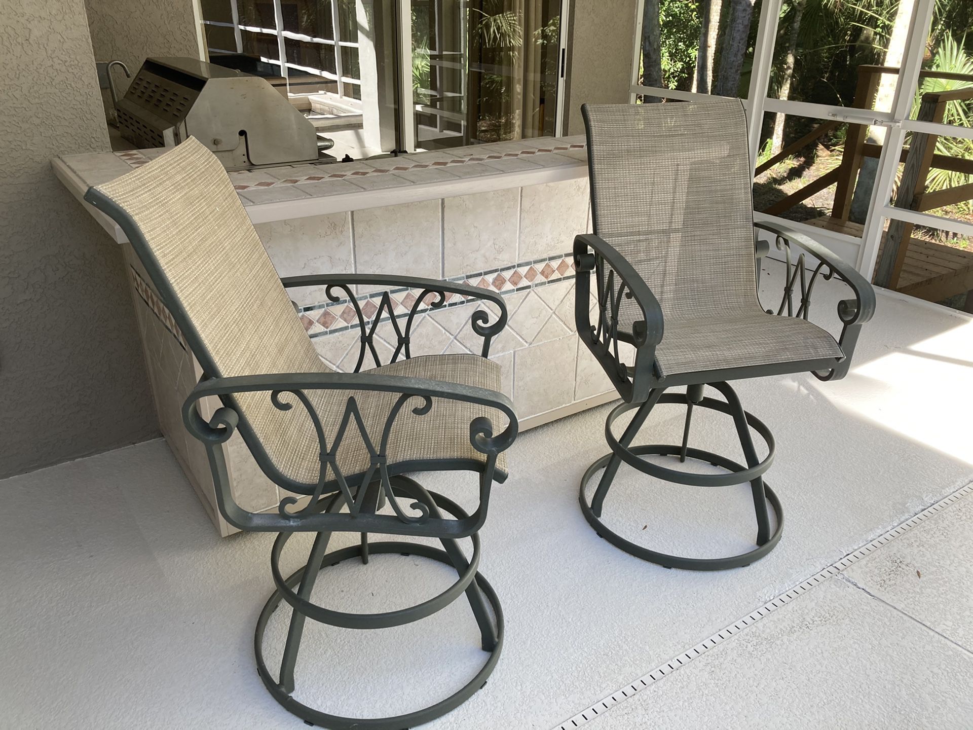 2 Outdoor Patio Bar height stools