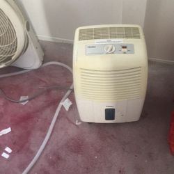 Hailer Dehumidifier 