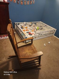 Rocking chair
