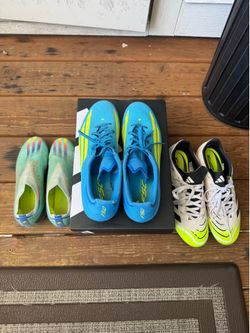 Soccer cleats