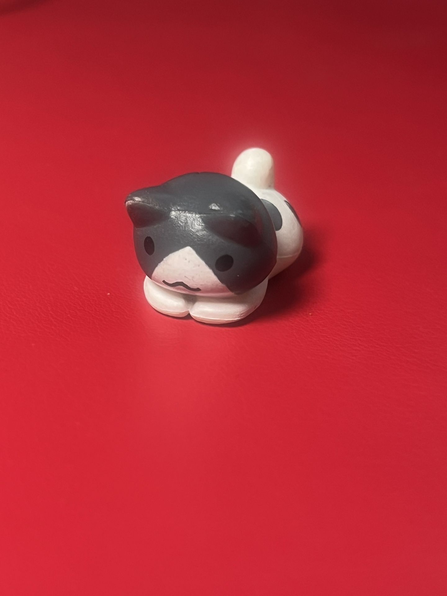 Cat Mini Figure for Terrariums and Decoration