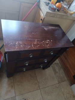 Bedroom Dresser three drawers