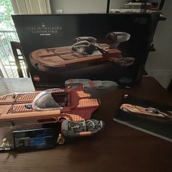 Lego Star Wars UCS  Landspeeder - Used