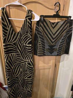 Dress  Black With Gold Design&skirt With Various Metalic Colors Size 6 