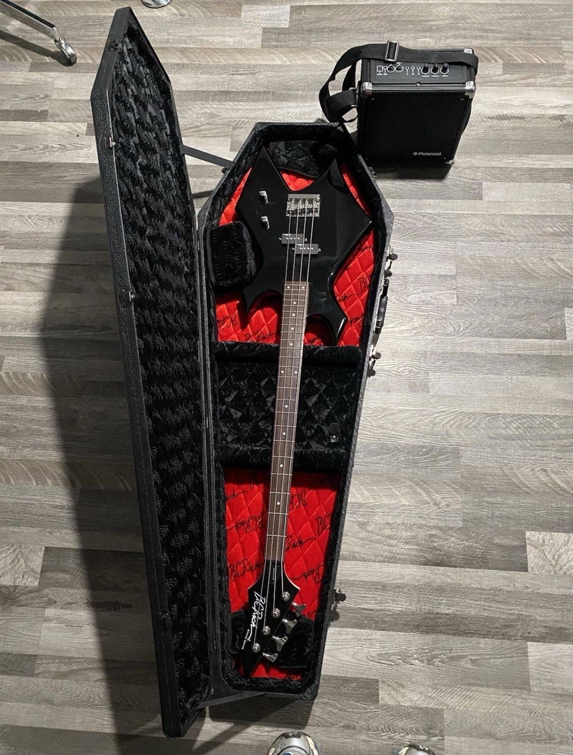 Vintage BC Rich Bronze Series Warlock Bass Guitar w/ BC Rich Coffin Case