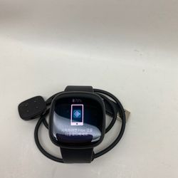 Fitbit Versa 3