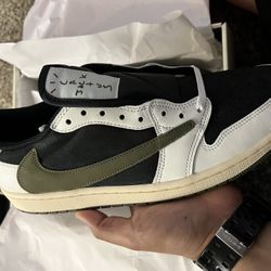 Travis Scott Olive Jordan Size 11.5