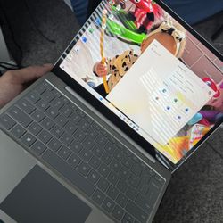 12th Gen Intel(R) Core(TM) i5-1235U 2.50 GHz 8.00 GB