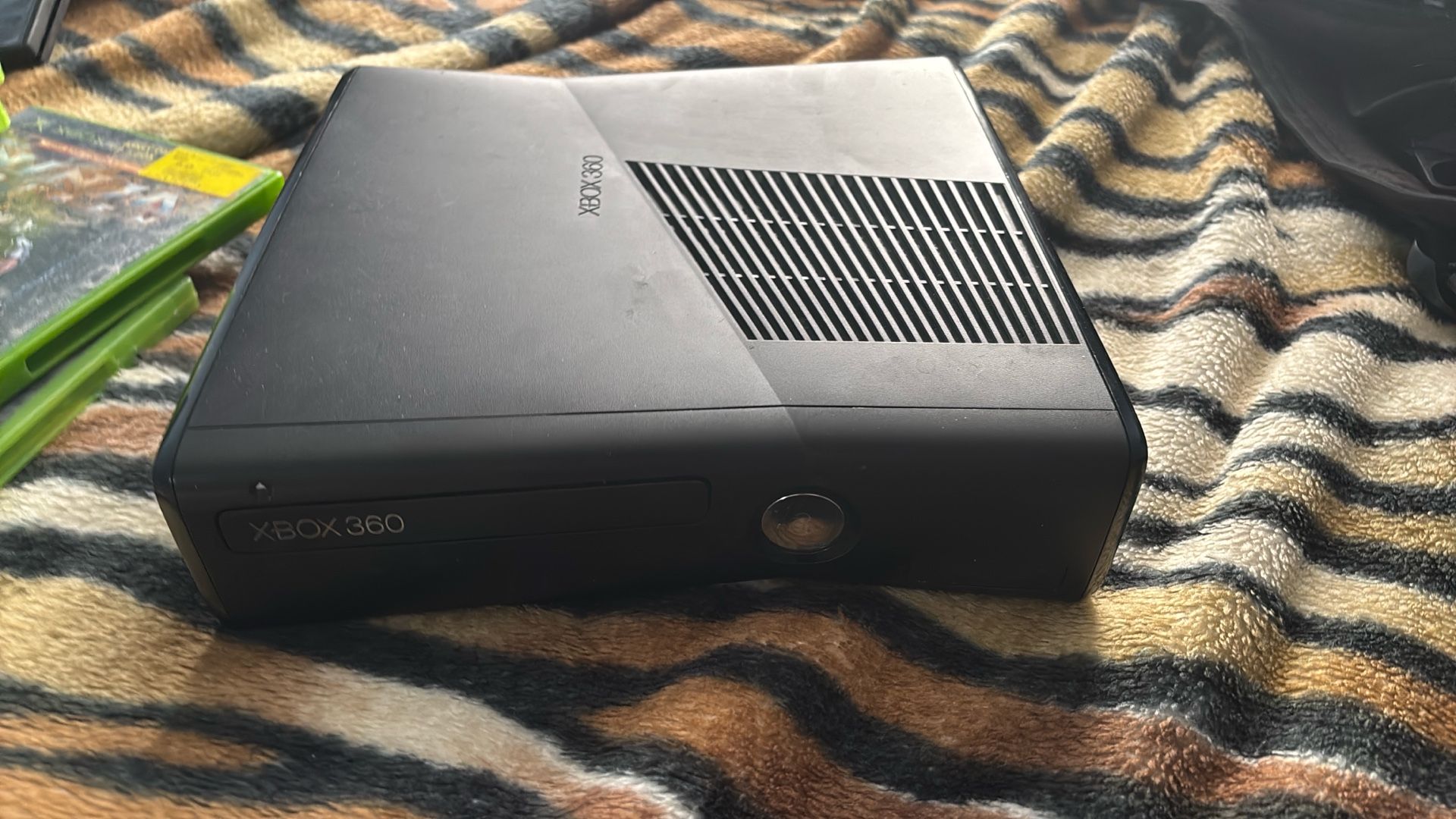 Xbox 360s+games OBO