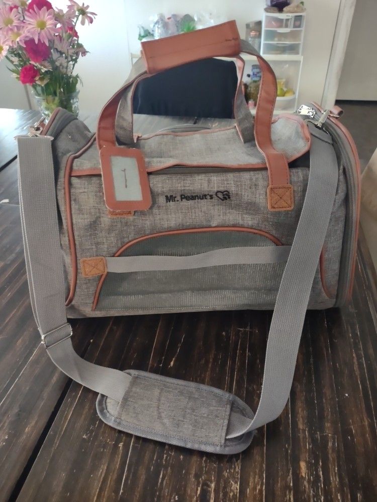 Pet Carrier 