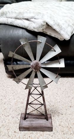 NEW Hobby Lobby Rustic Metal Windmill Table Decor