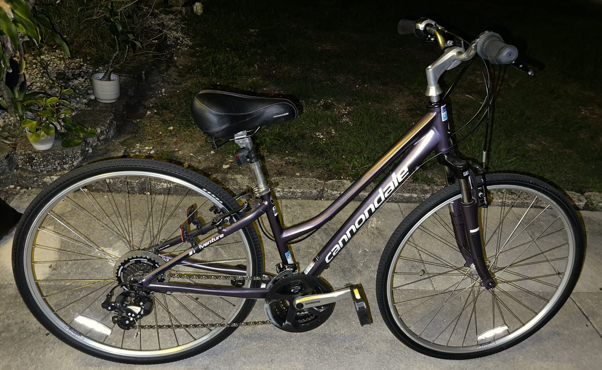 2013 Women s Cannondale Adventure 3 for Sale in Tampa FL OfferUp