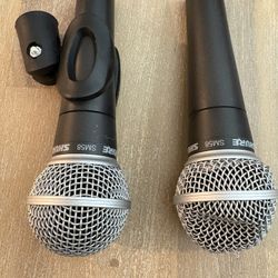 Shure SM 58  Handheld Dynamic Vocal Microphone