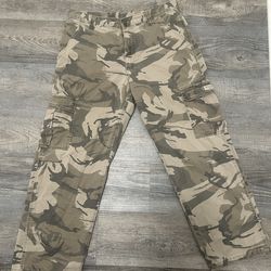 Wrangler Camo Cargo Pants (34x30)