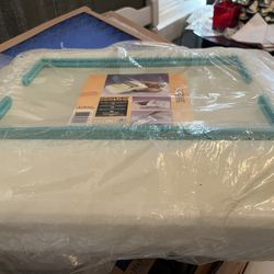 Large Cake, Cookies Or Other Pastry Holder