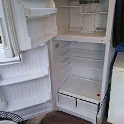 Hotpoint  refrigerator