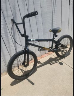 BMX BIKE  (VERD EON)
