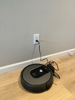 iRobot Roomba 960 vacuum