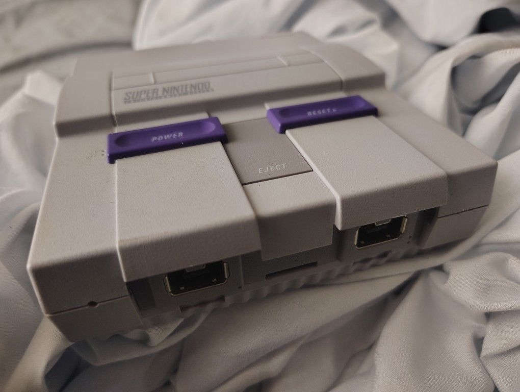 Mini Super Nintendo