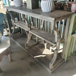 Pineview Console Table