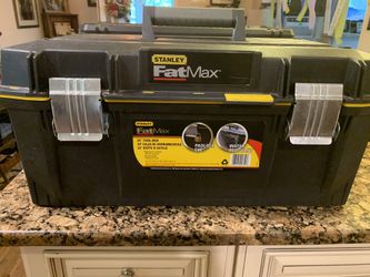 Brand new Stanley Fat Max 23” Tool Box