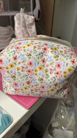 Makeup bag