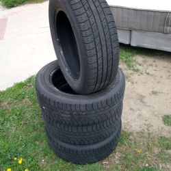 195 65/R15 SET OF 4 TIRES